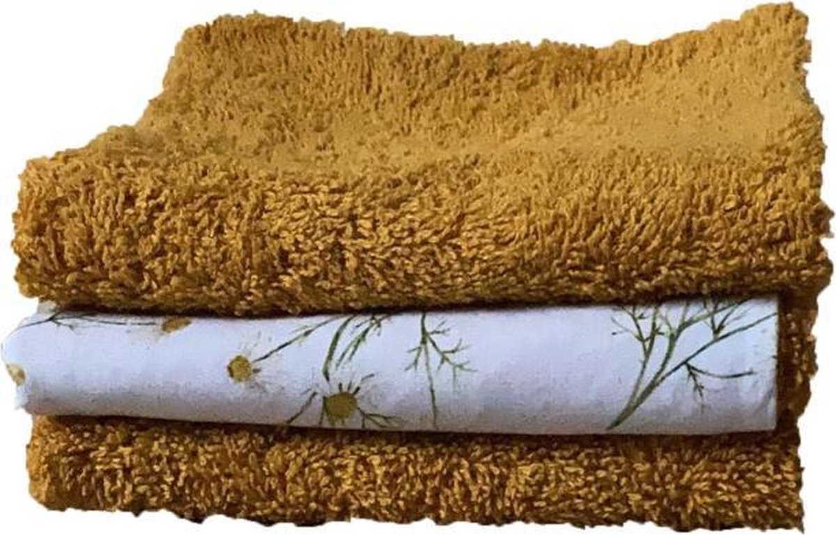 Goedkoopste Spuugdoeken set 3 stuks oker/wit met kamille bloemen