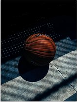 Poster – Basketbal met Schaduwen  - 30x40cm Foto op Posterpapier