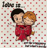 Love is... not the wrapping but what's inside - Gevouwen wenskaart met envelop - liefde 14x14 cm -met strik hanger - Bruiloft | Liefde | Valentijnskaart