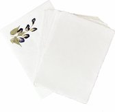 Set van 10 ivoorkleurige kaarten A5 formaat en 10 enveloppen van handgeschept papier