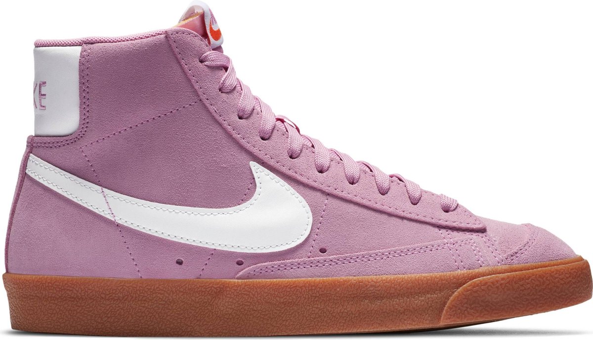 Liever statisch Vesting Nike Blazer Mid '77 Suede Dames Sneakers - Beyond Pink/White-Gum Med  Brown-Total... | bol.com