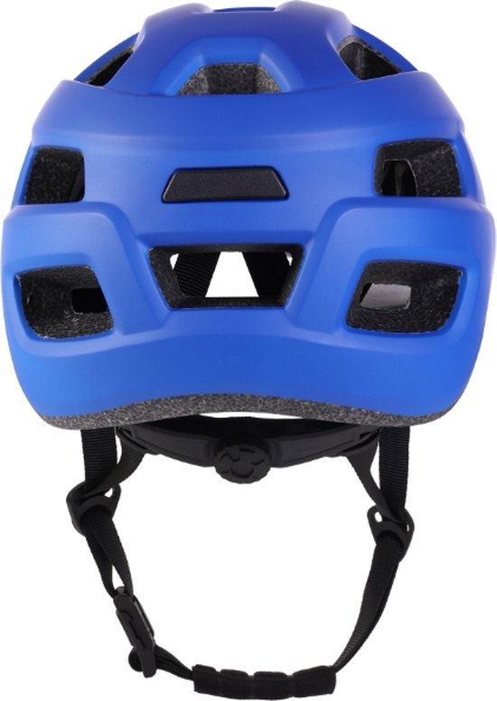 Achterkant van een blauwe fietshelm met ventilatieopeningen en zwarte bandjes.