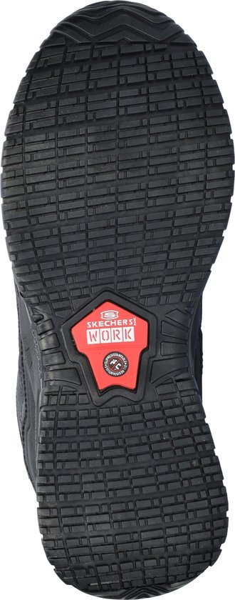 Zwarte werkschoen zool met antislip profiel en rode Skechers Work inzet.