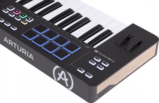 Foto: Arturia keylab essential midi controller 49 toetsen mk3 zwart