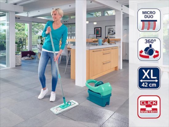 Femme avec une serpillière et un seau Leifheit Profi XL turquoise, avec les textes "Micro Duo", "360°", "XL 42 cm" et "Click System".
