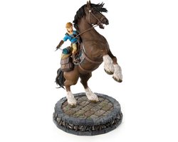 First 4 Figures - The Legend of Zelda: Breath of the Wild - Link te Paard Standbeeld 56cm