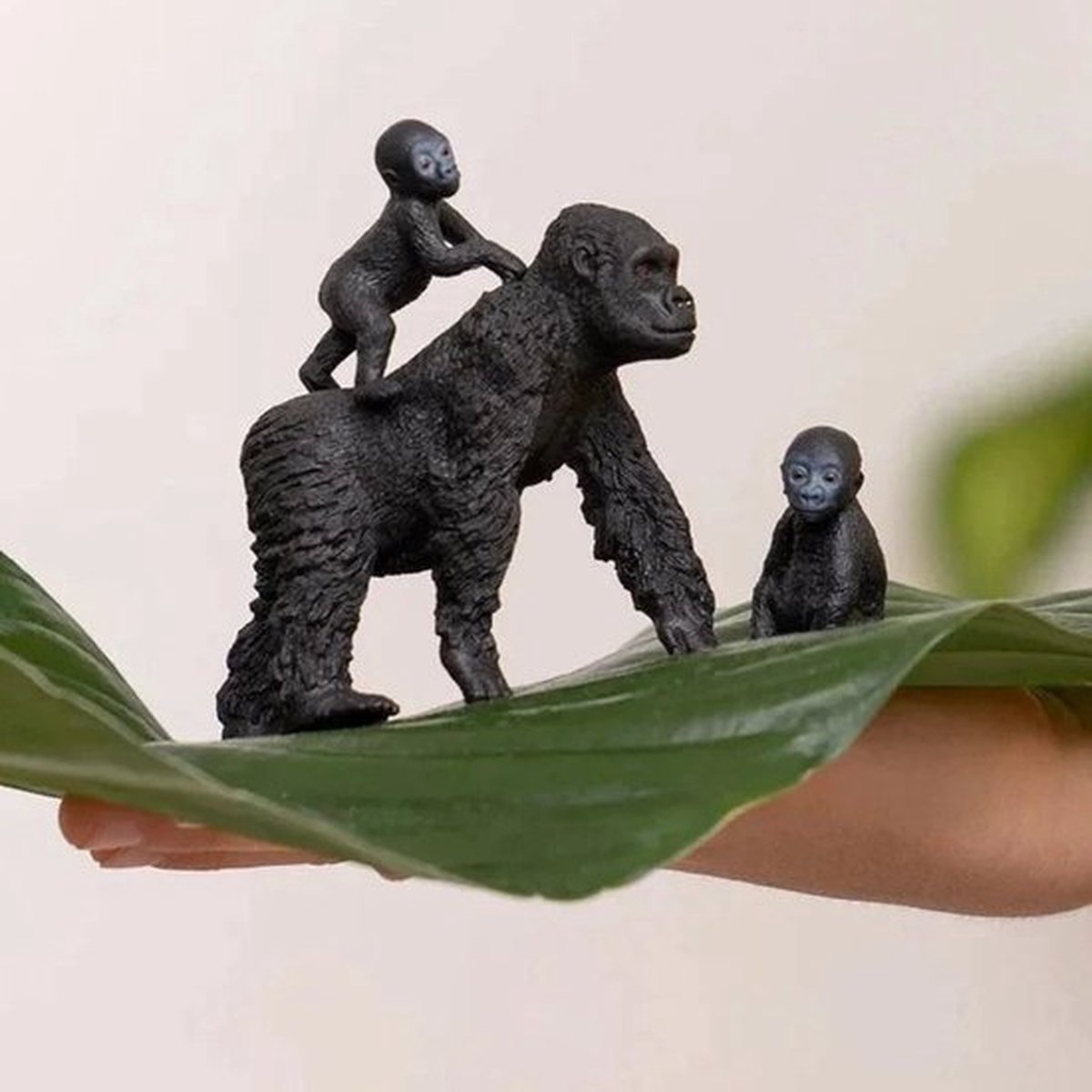 schleich WILD LIFE Gorilla familie - Speelfigurenset - 42601 — afbeelding 10