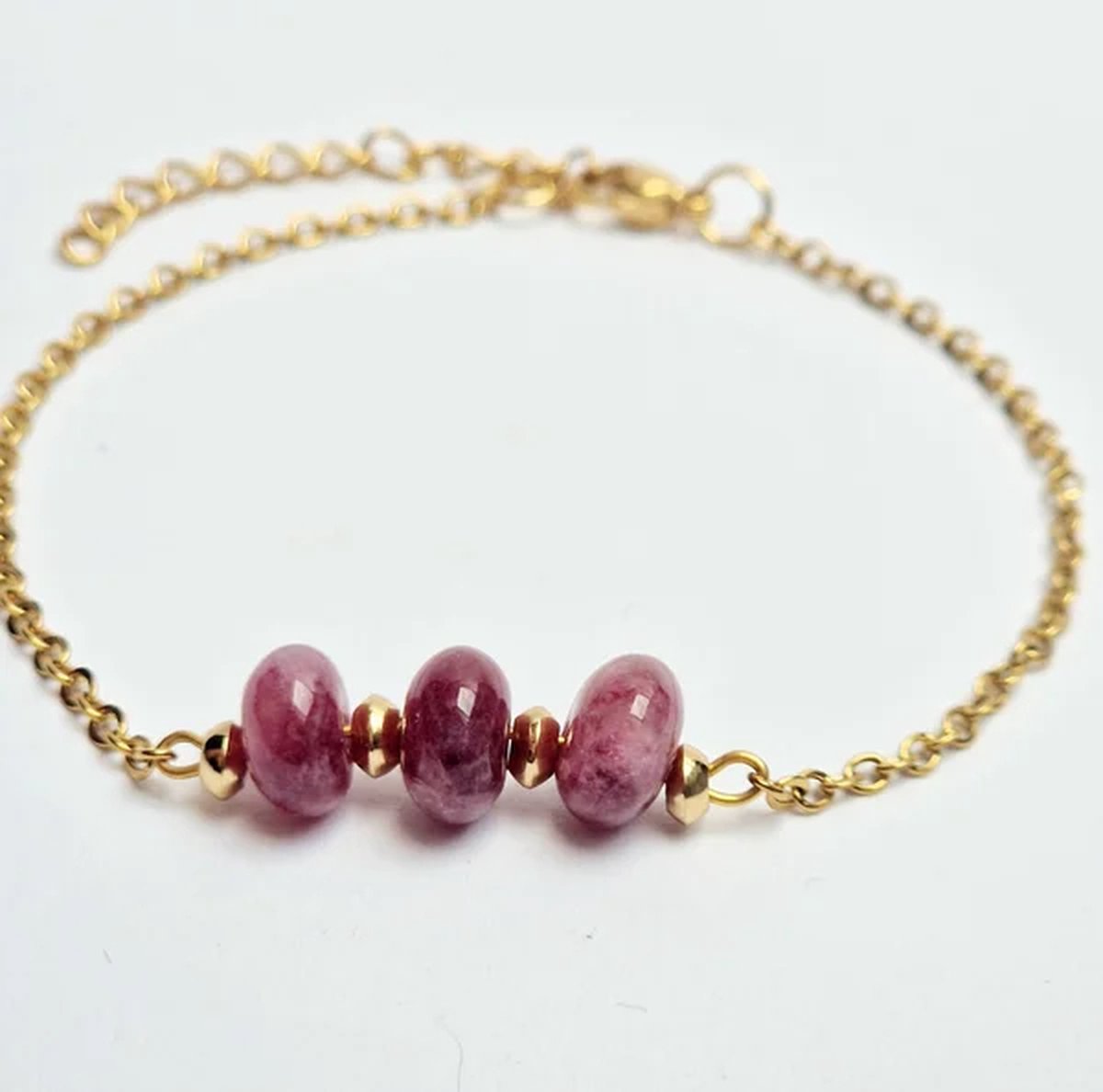 Schakel armband met toermalijn stenen - Half edelstenen - stainless steel - Roze - Handgemaakt - Goud kleurig