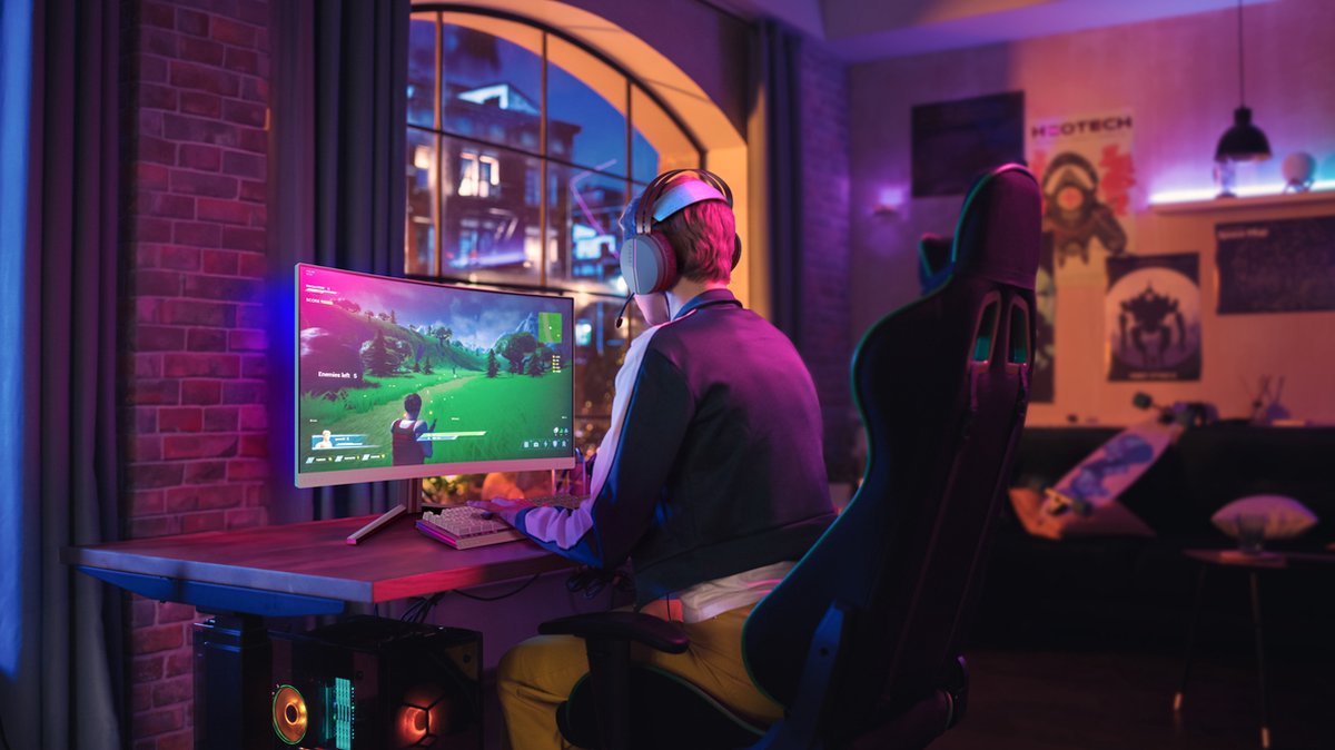 Philips Evnia 27M2C5201L - Full HD Curved Gaming Monitor - afbeelding 3