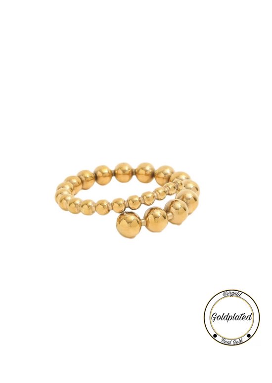 Gouden druppelring van Soraro, bestaande uit twee rijen gouden kralen in verschillende maten.