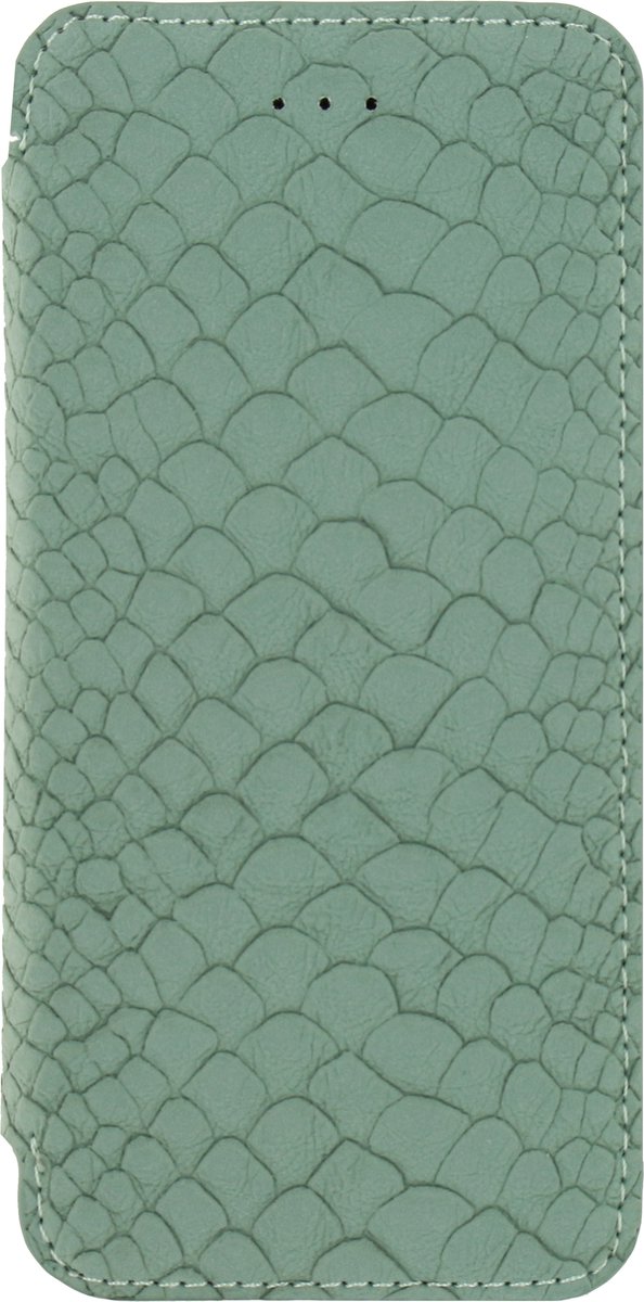 Mobilize Telefoonhoesje geschikt voor Apple iPhone 6s Hoesje | Mobilize Slim Gelly Bookcase - Soft Snake Wild Moss | Groen