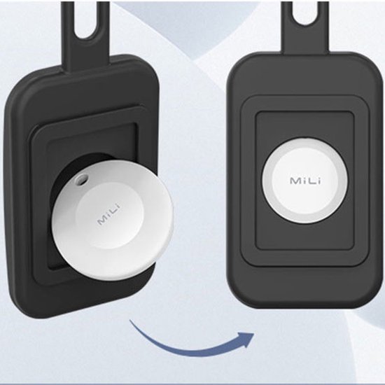 Witte ronde tracker met "MiLi" erop, in een zwarte rechthoekige houder. De tracker wordt in de houder geplaatst.