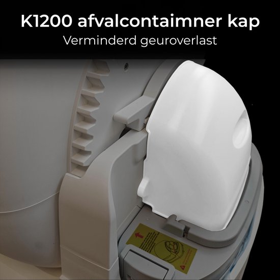 Witte kunststof kap voor een Zedar K1200 kattenbak, gemonteerd op de machine.