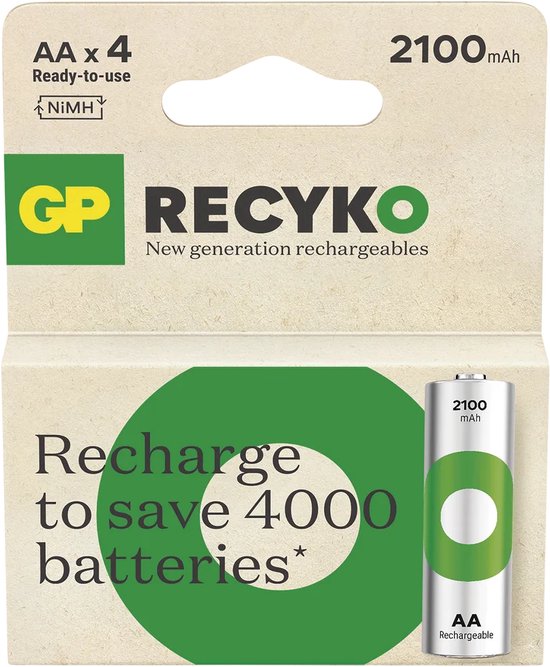 Verpakking voor vier GP Recyko AA batterijen, met op de voorkant een grote groene cirkel.