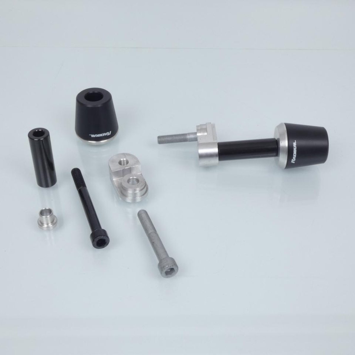 Tampon pare carter Radikal pour moto Honda VFR 800 X Crossrunner après 2011 Neuf Noir