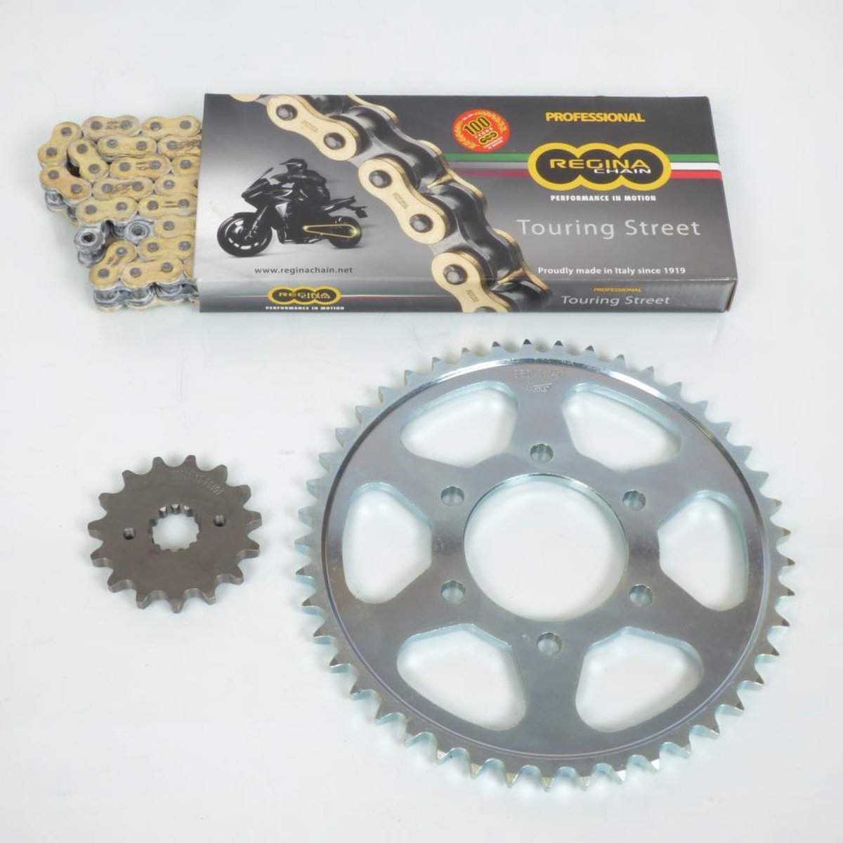 Kit chaîne Regina pour Moto Suzuki 1200 Gsf Bandit S/N 1996 à 2005 15X45 dents pas 530 Neuf