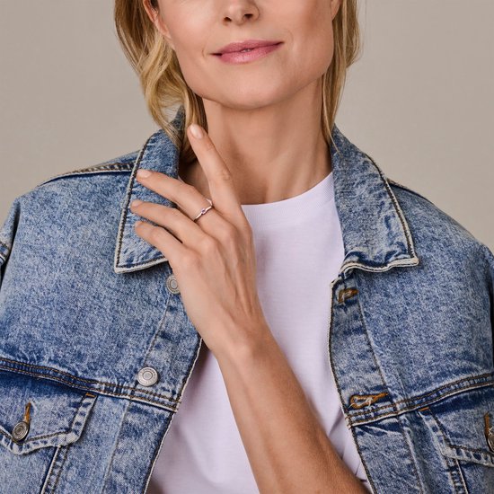 Ring Avec Pierre De Naissance Améthyste Claire Juin Argent Rhodié