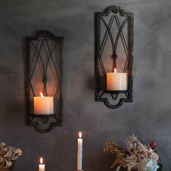 Set van 2 oude wanddecoraties met de beelden van een