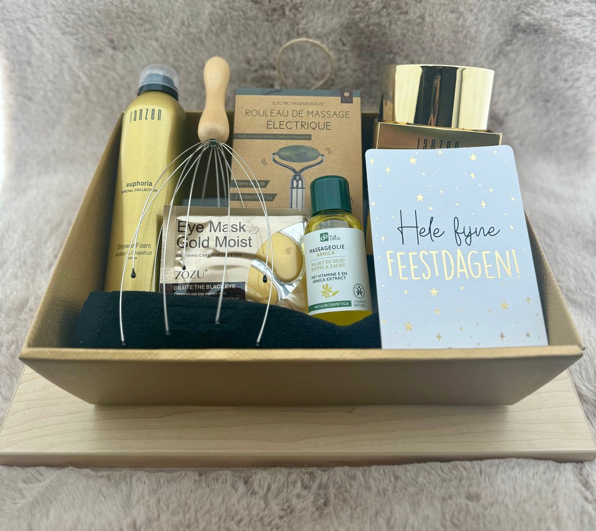 Goedkoopste Nieuwjaar Dames •Cadeaupakket Goud Welness• - Cadeau voor Vrouwen - Perfect Gifts