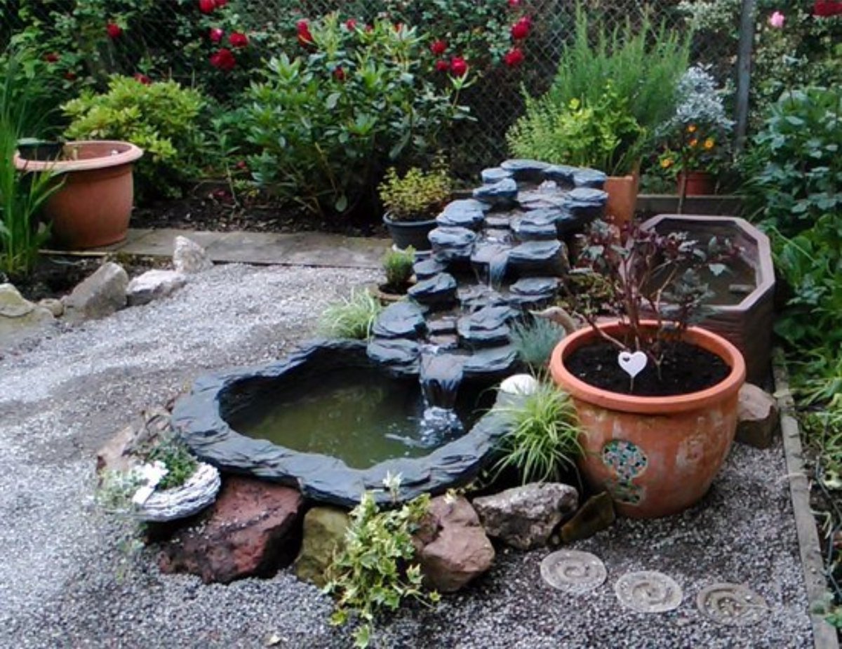 Köhko® Waterval Zwaan van roestvrij staal 23005 waterspel met LED-verlichting Köhko® Waterval Zwaan van roestvrij staal 23005 waterspel met LED-verlichting