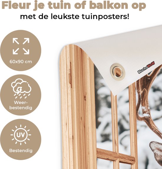 Tuinposter 60x90 cm - Tuindecoratie Doorkijk - Hert - Sneeuw - Winter - Bos - Dieren - Poster voor in de tuin - Buiten decoratie - Schutting tuinschilderij - Tuindoek muurdecoratie - Wanddecoratie balkondoek