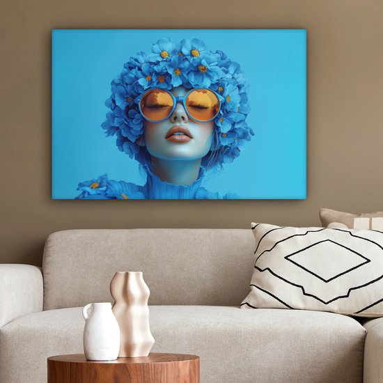 Canvas schilderij 90x60 cm - Wanddecoratie Vrouw - Bloem - Blauw - Modern - Bril - Portret - Muurdecoratie woonkamer - Slaapkamer decoratie - Kamer accessoires - Schilderijen op canvas