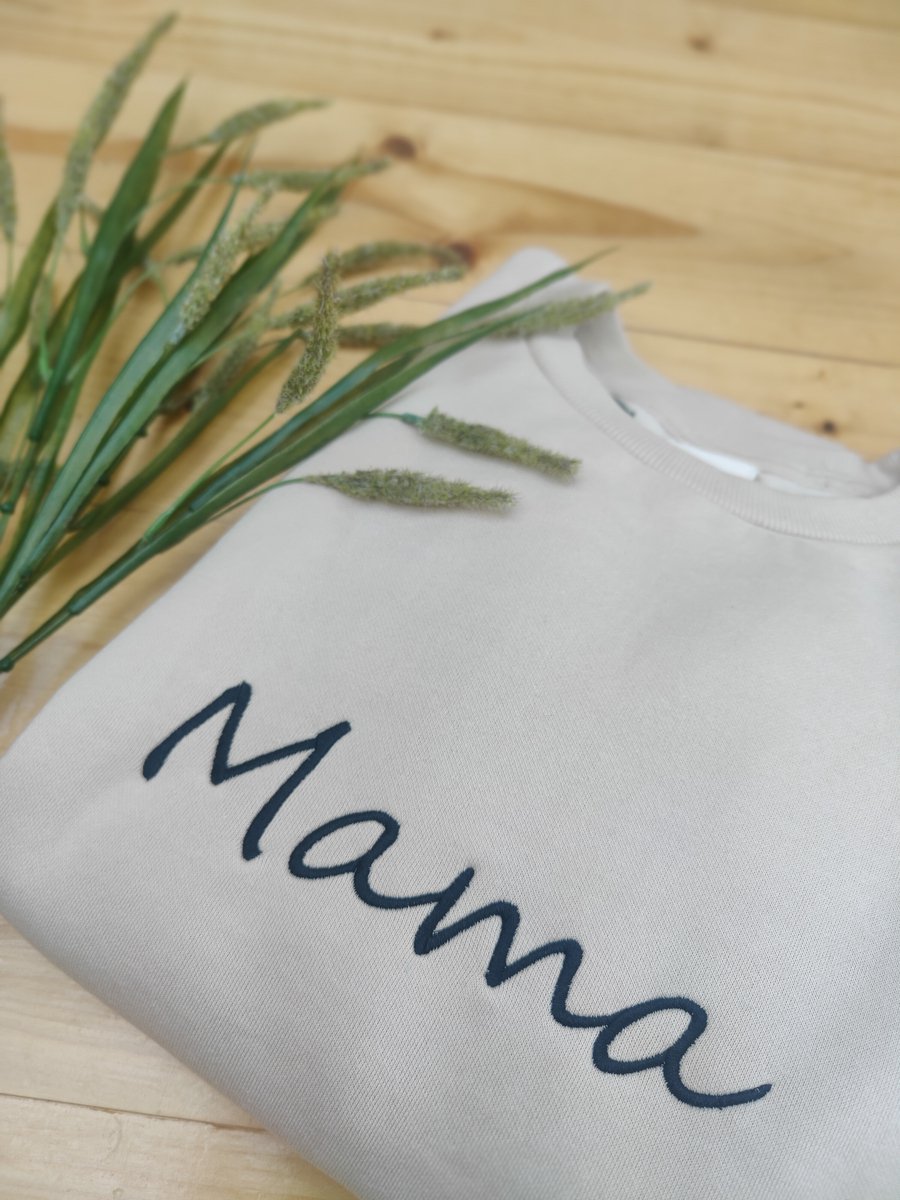 Sweater mama - geborduurde trui - beige - moeder - Zandkleur