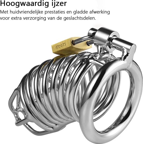 Glanzende metalen kuisheidskooi met spiraalvormige buizen, een messing slot en een stevige ring aan de onderkant.