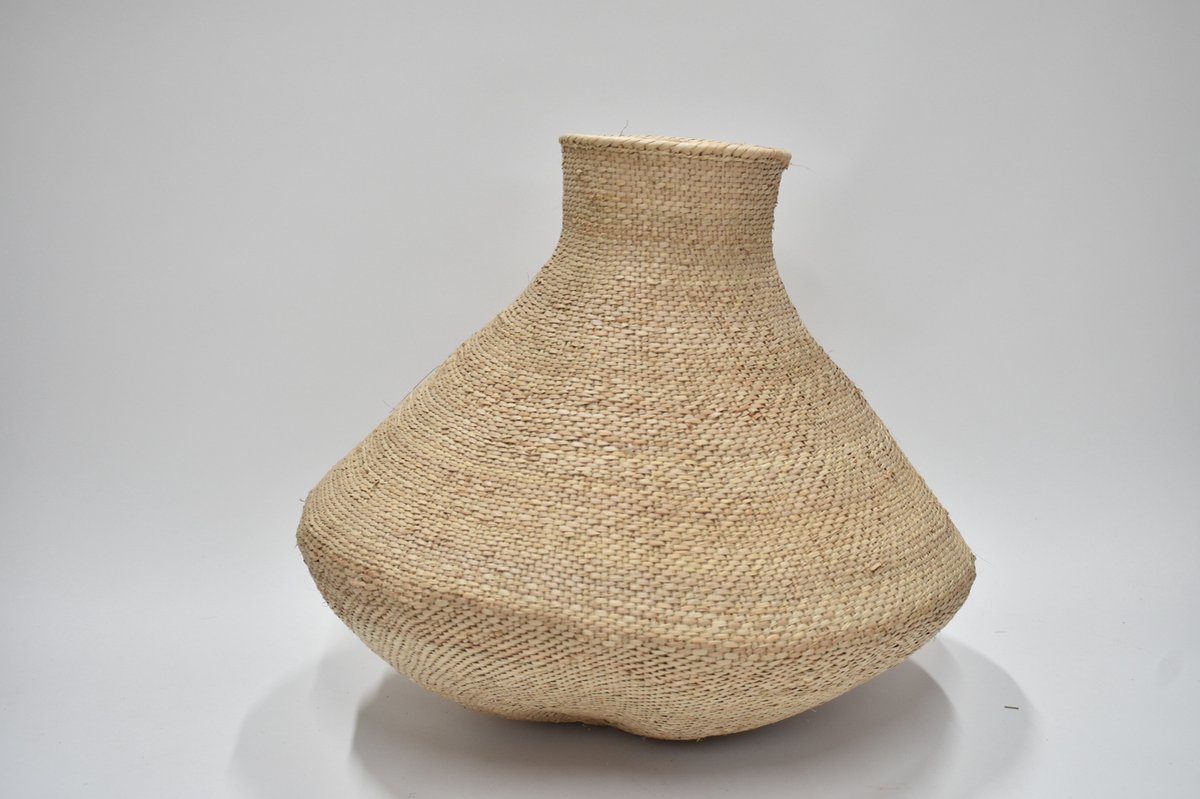 Bulawayo mand - Knoflookmand H 54 cm Ø 59cm - garlic gourd basket - vloermand - Handgemaakt / Handmade - Naturel - Woonaccessoires - Fairtrade - Afrika Zimbabwe - Interieur sober Landelijk Sfeervol Uniek - Decoratief (2)