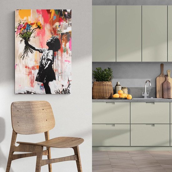 Affiche de graffitis | Banksy Poster | Fille Affiche | Affiche Fleurs | Affiche Art de rue | Affiche artistique | Affiche moderne | Affiche emblématique | 61x91cm | PVD | Décoration murale | Affiche murale | Convient pour l'encadrement