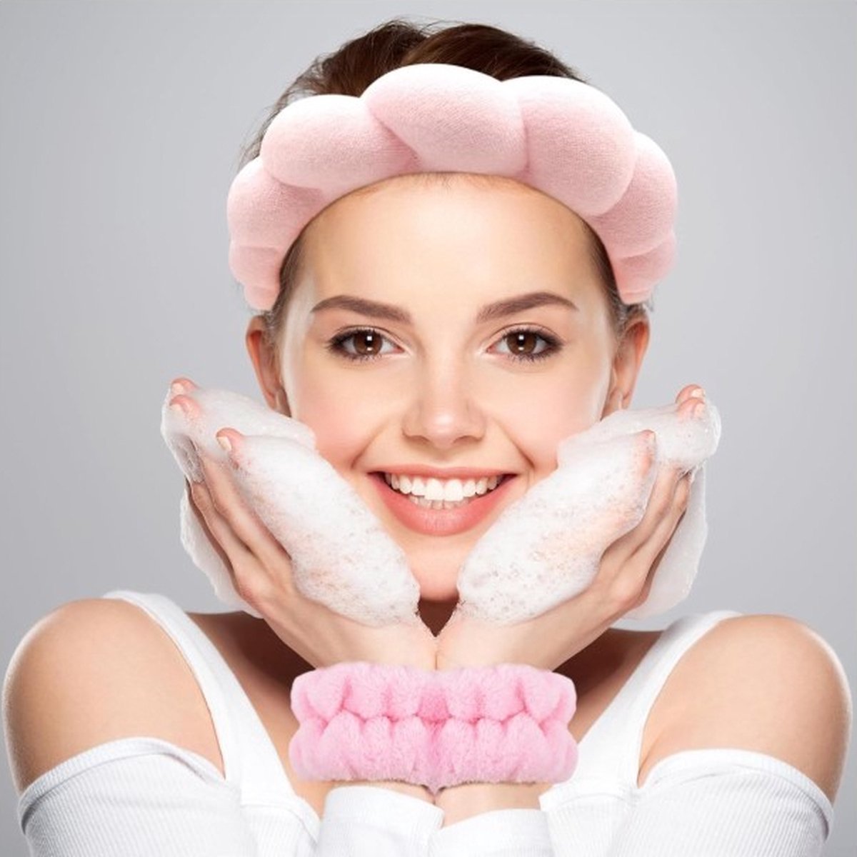 Wakiki - Altijd Handig! - Haarband make up – Spa- Roze – Dames - Diadeem - Haarband Skincare - met twee polsbandjes, zoals op Tiktok