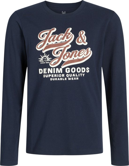 Chemise Jack & Jones bleu marine à manches longues avec un imprimé graphique 'Jack & Jones', 'Since 1990', 'DENIM GOODS', 'SUPERIOR QUALITY', 'DURABLE WEAR'.