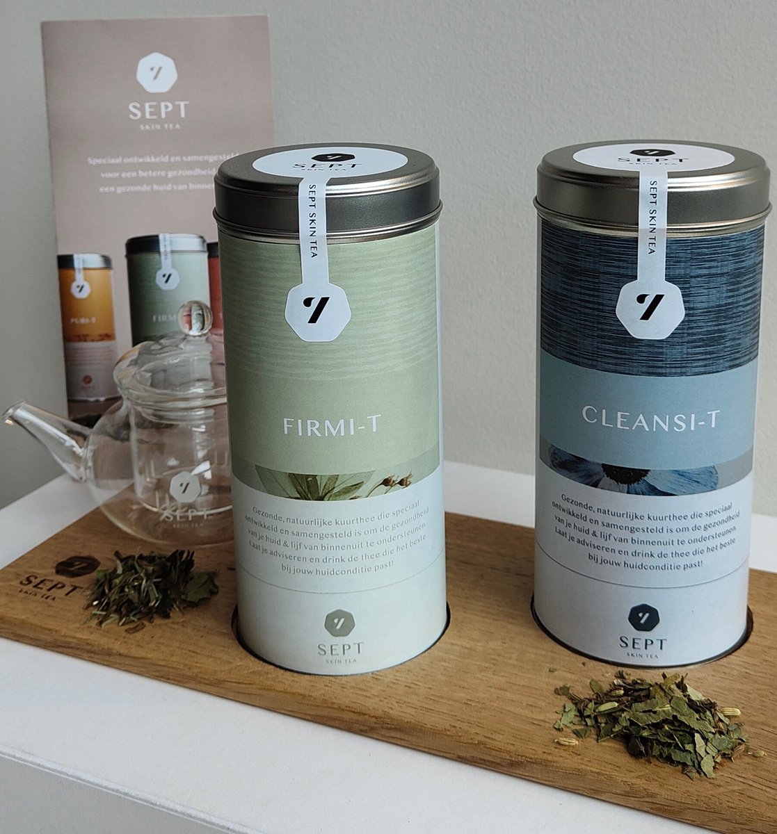 SEPT Skin Tea Kerstpakket set Duet - 2x grootverpakking (kruiden)thee - 1x glazen theepotje - folder - eiken Duet theeplankje