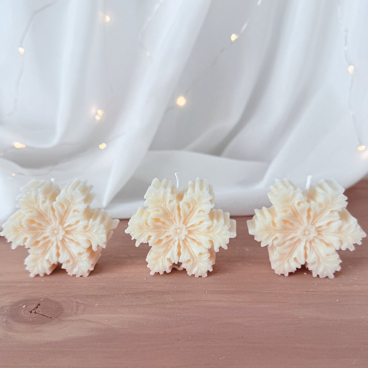 Kerstkaarsen- Sneeuwvlokjes kaarsjes set van 3- Decoratieve Kerstmiskaarsen