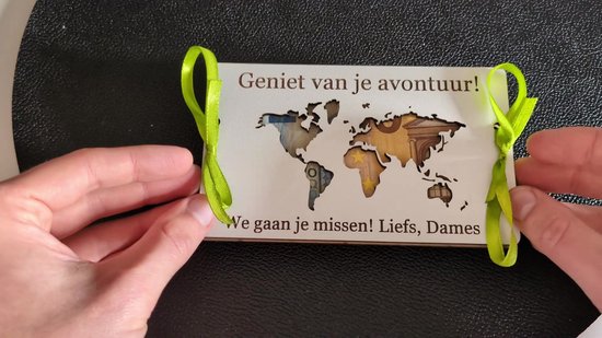 Creatieve koffer spaarpot simulatie reiskoffer