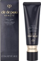 Bol.com Cle De Peau Radiant Cream Foundation SPF25 aanbieding