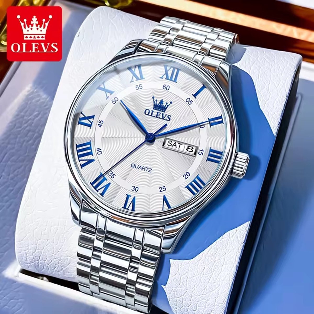 HO-3663.wi-bl : Olevs zilverkl edelstaal horloge, zilverwitte wijzerplaat, blauwe Romeinse cijfers, dagkalender