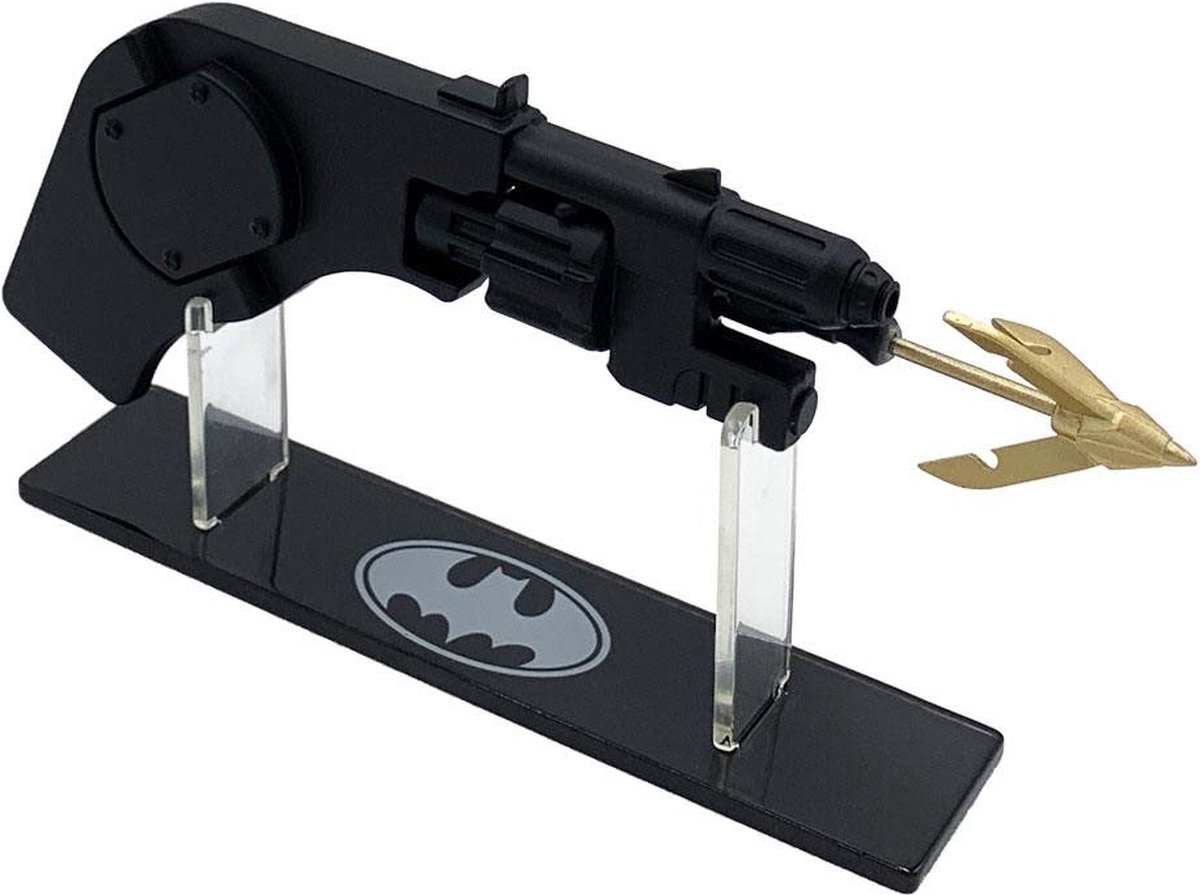 DC Comics: Batman 1989 - Grapple Launcher Scaled Prop Replica