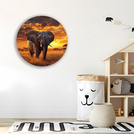 Olifant in de savanne bij zonsondergang, hangend in een kinderkamer.