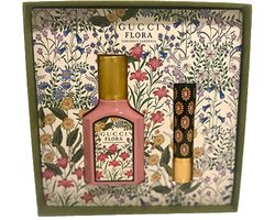 Gucci Flora Gorgeous Gardenia Eau de Parfum and Brilliant Lipstick Set 30ml/18g