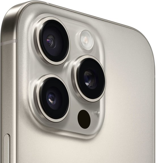 Close-up van de drie camera's van de zilveren iPhone 14 Pro.
