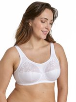 Soutien-gorge à armatures recouvert de dentelle
