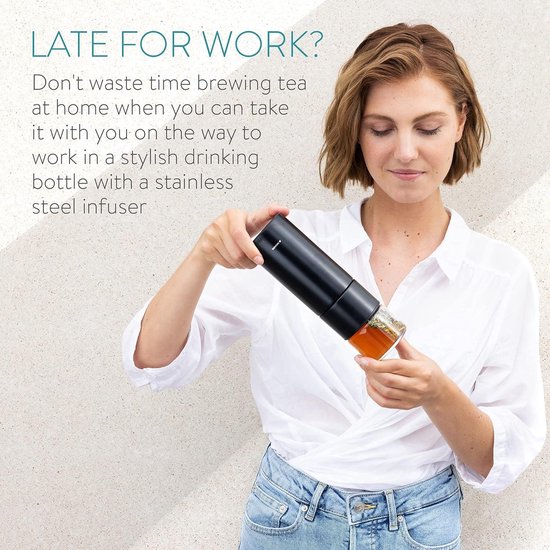 Theefles met zeef - Theebeker voor onderweg - Fles met thee infuser en beschermhoes - Inhoud 300 ml - Borosilicaatglas - Zwart