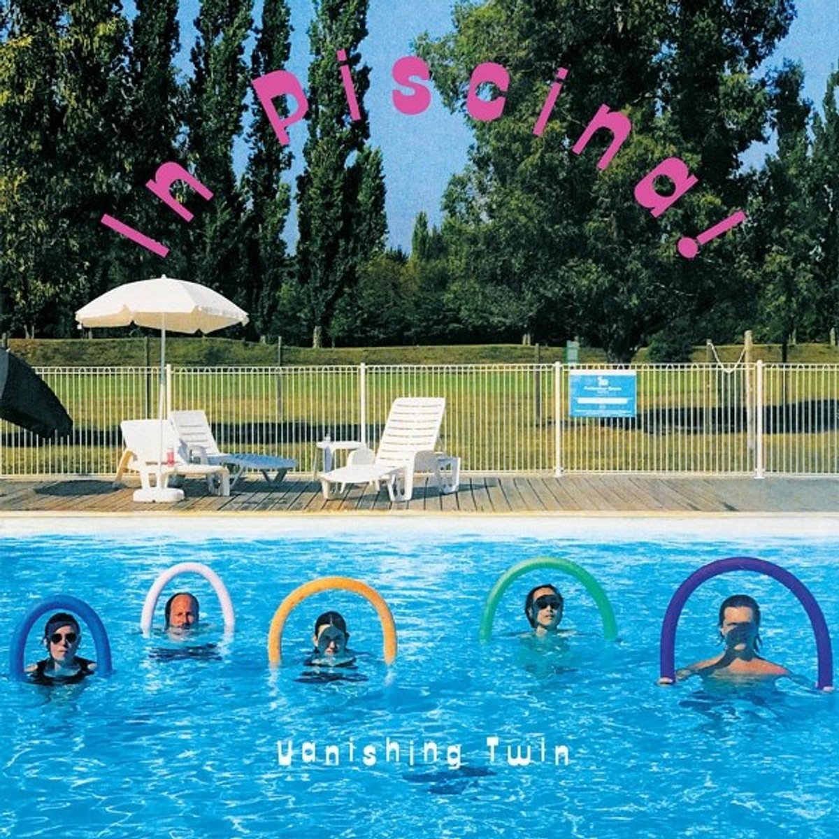 Vanishing Twin - In Piscina (7" Single) (Coloured Vinyl)