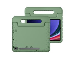 imoshion Tablet Hoes Kinderen - Geschikt voor Samsung Galaxy Tab S10 FE / Galaxy Tab S10 Lite / Galaxy Tab S9 11.0 inch FE / Galaxy Tab S9 11.0 inch / Galaxy Tab S11 - Kidsproof Kinder Hoes - Olive Green