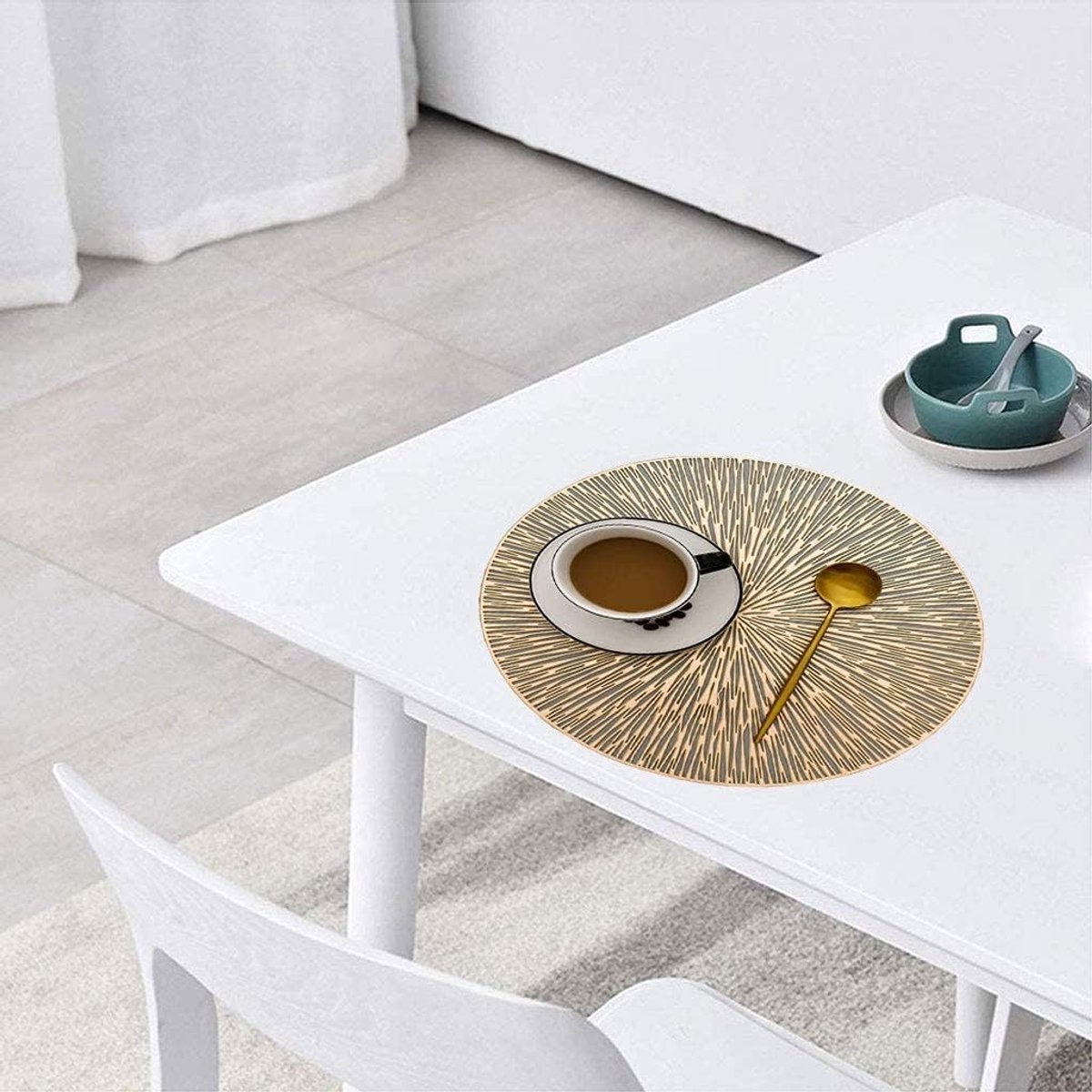 Set van 4 ronde placemats - 38 cm ronde antislip placemats - Creatieve minimalistische luxe decoratieve placemats - Hittebestendige antislip PVC-onderzetters - Geschikt voor bruiloften, feesten, thuis, hotels en tafeldecoratie — cadeau in Wonen & Interieur - foto 6