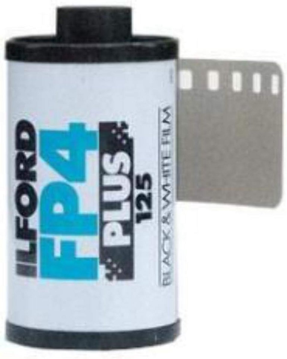 Zwart-wit film 135/36 met fijne korrel en medium snelheid