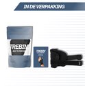Verpakking met een zwarte duimbrace, een handleiding en een plastic zak met het Trebin logo.