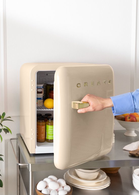 CREATE - Koelkast in retrostijl - Zand - Handvat Goud - FRIDGE RETRO 48L van create — afbeelding 5