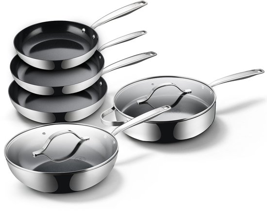 BE Living RVS Pannenset 5-delig - Ø 20, 24 & 28 cm Koekenpannenset + Ø 28 cm Hapjespan + Ø 28 cm Wokpan met Deksel - Keramisch - Inductie Pannen - PFAS Vrij Anti Aanbak - Essential Series
